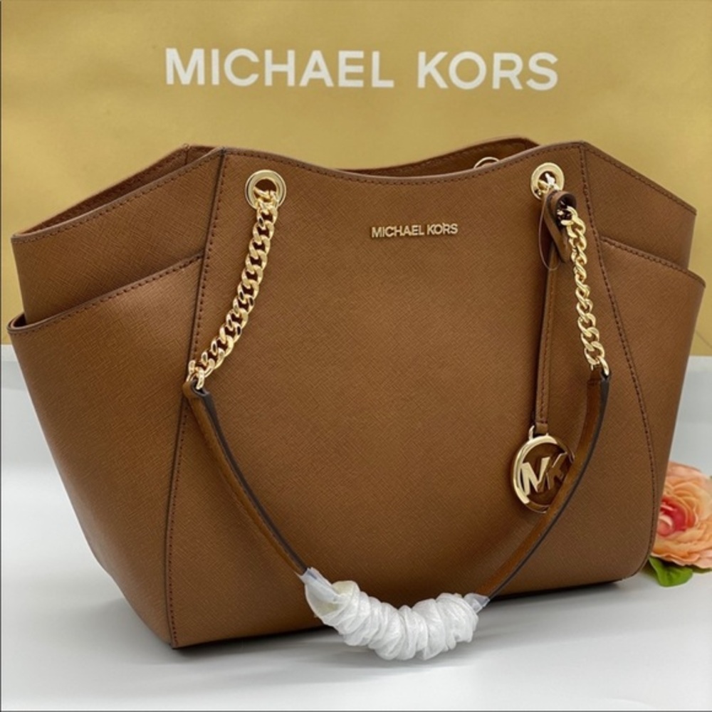 MICHAEL KORS LG CHAIN SHOULDER TOTE LUGGAGE - Picture 1 of 16